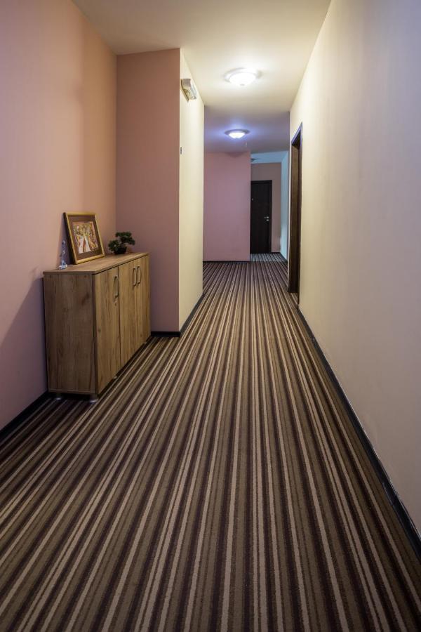 Hanovete Hotel Pliska Zewnętrze zdjęcie