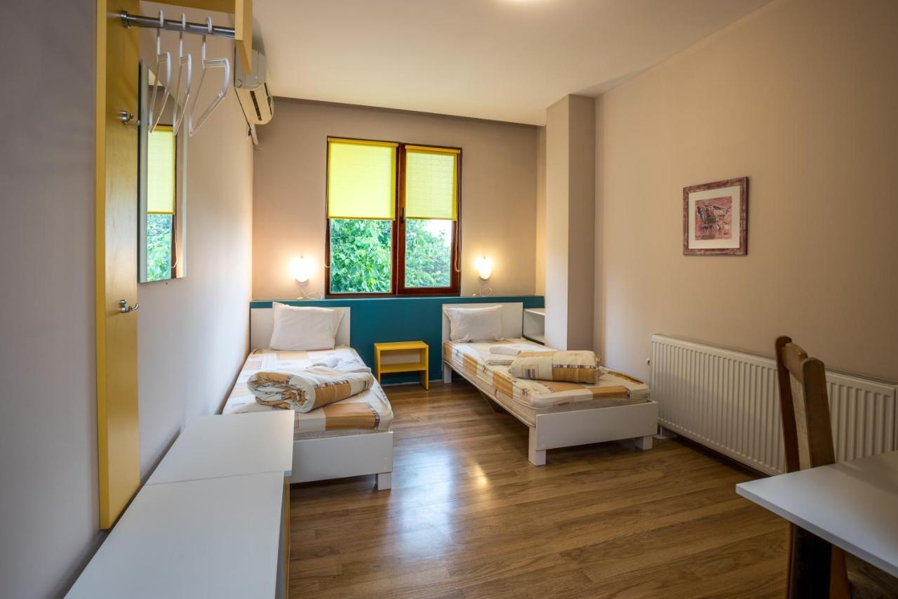 Hanovete Hotel Pliska Zewnętrze zdjęcie