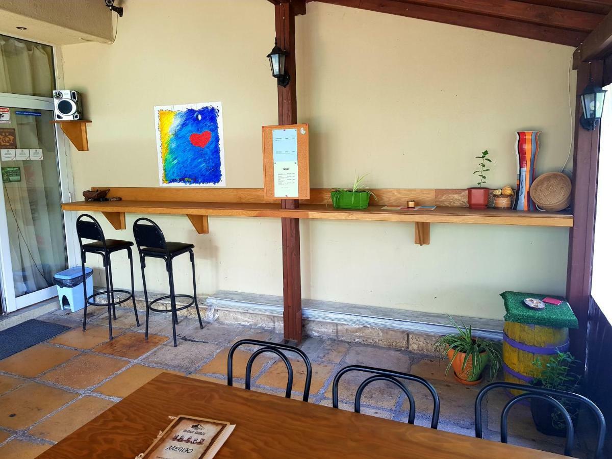 Hanovete Hotel Pliska Zewnętrze zdjęcie