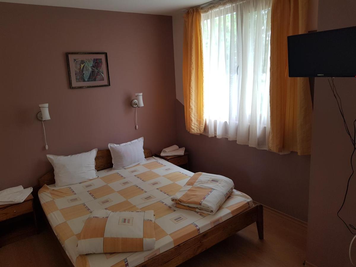 Hanovete Hotel Pliska Zewnętrze zdjęcie